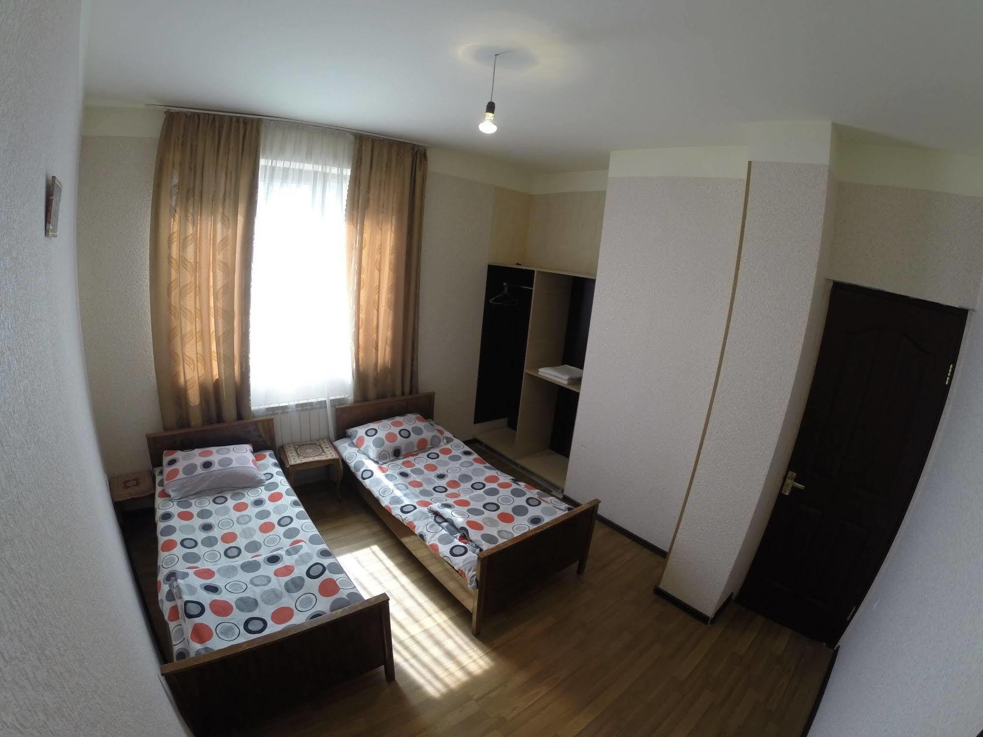 Glide Hostel Erivan Dış mekan fotoğraf