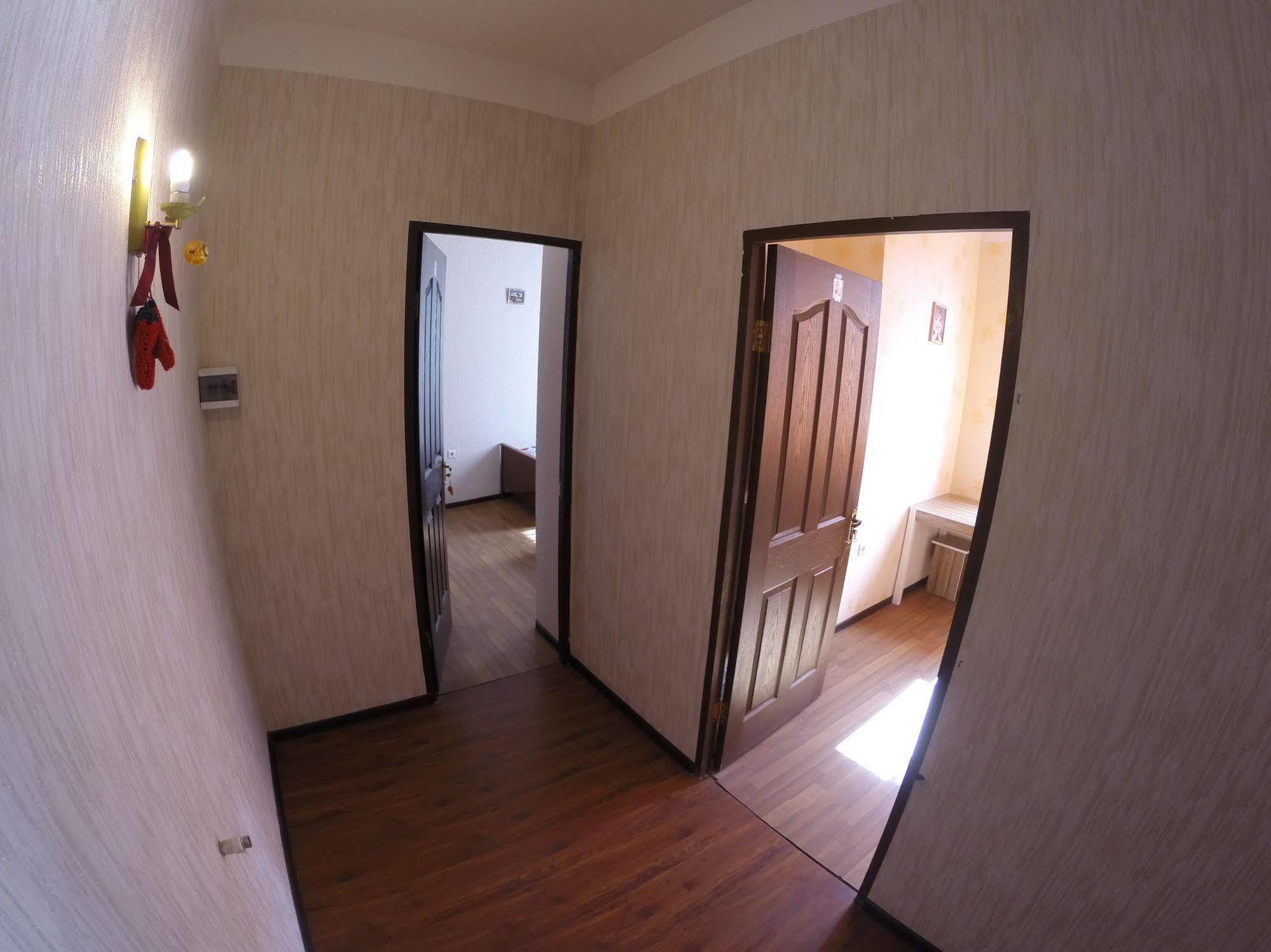 Glide Hostel Erivan Dış mekan fotoğraf